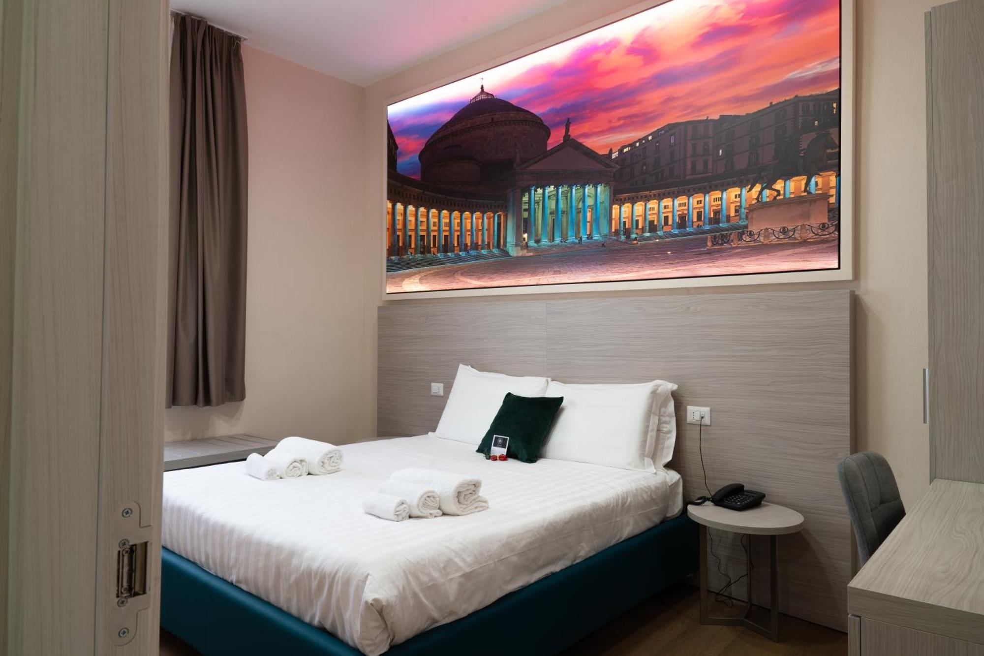 The Sun Hotel Boutique Napoli Exterior photo