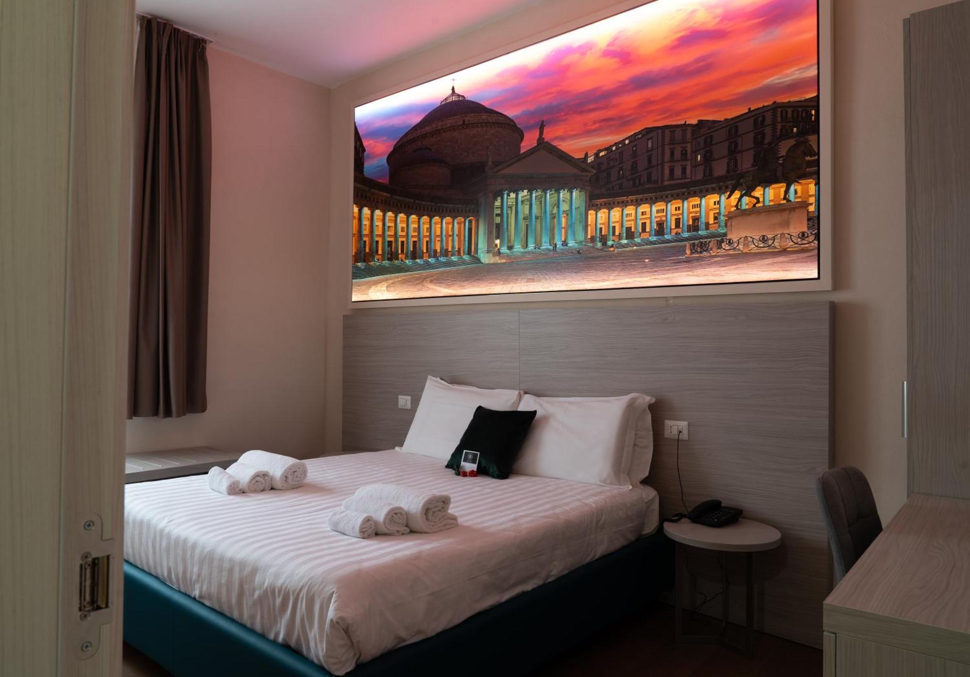 The Sun Hotel Boutique Napoli Exterior photo