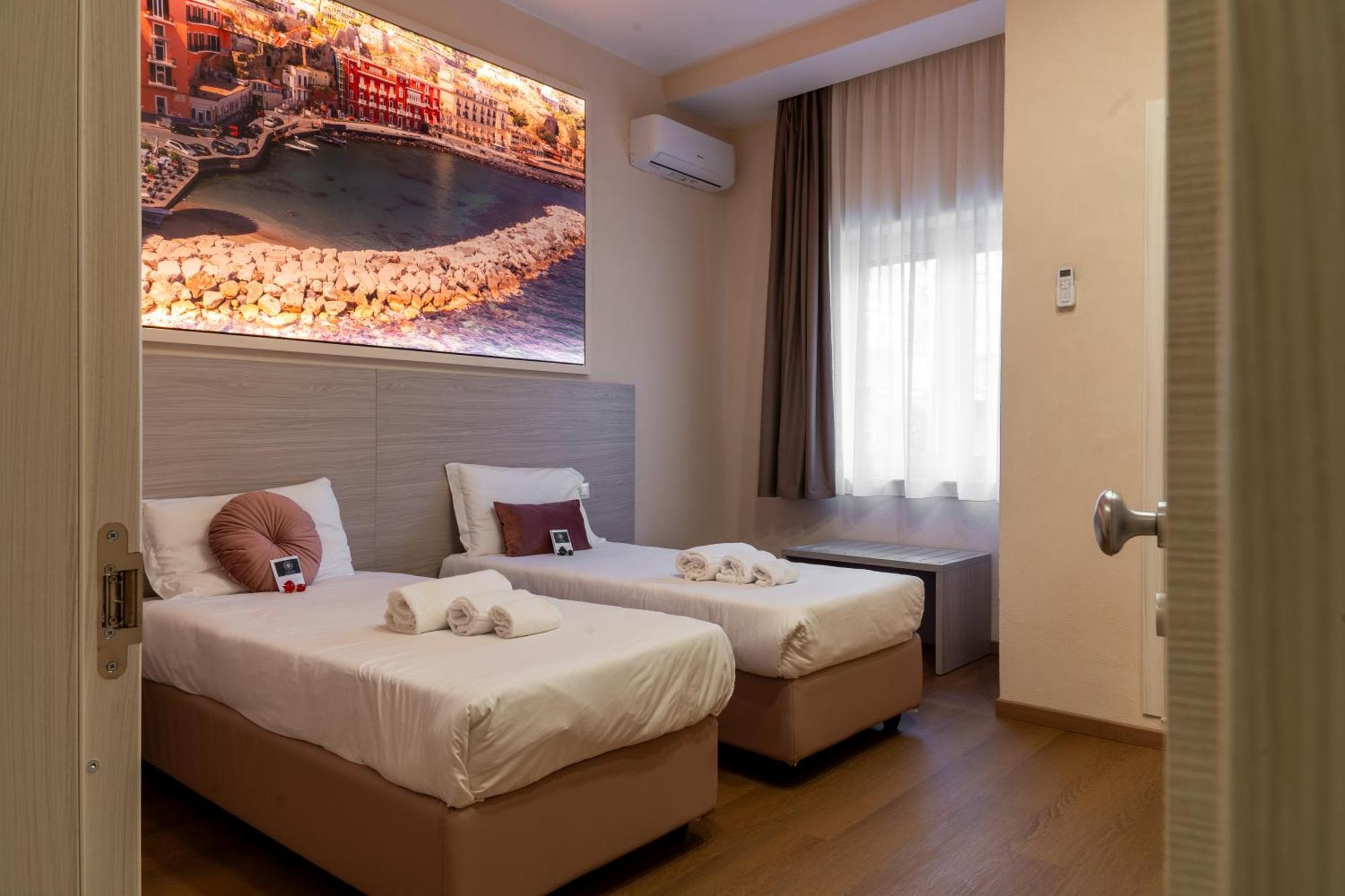 The Sun Hotel Boutique Napoli Exterior photo