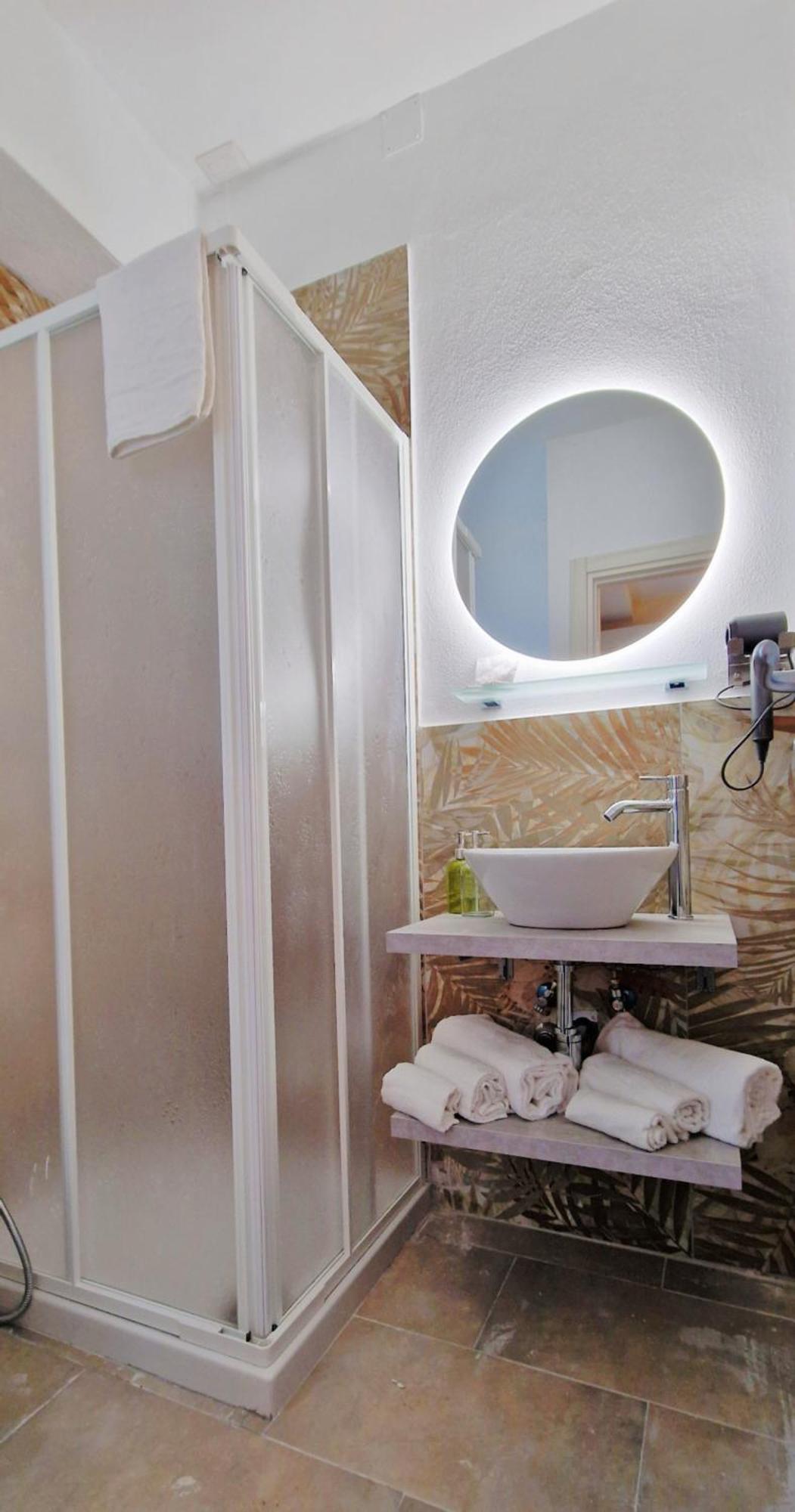 The Sun Hotel Boutique Napoli Exterior photo